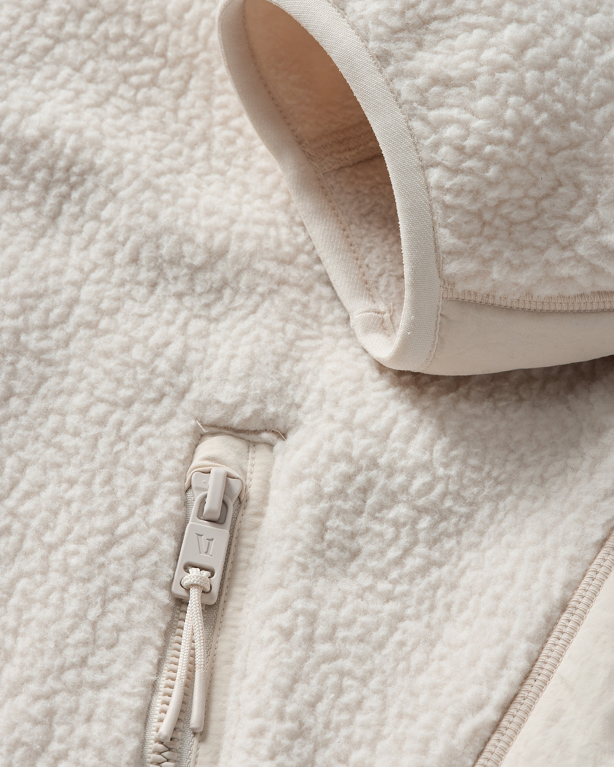 Alpine Jacket Women's Cozy Fleece Jacket in Bone | Vuori for sale