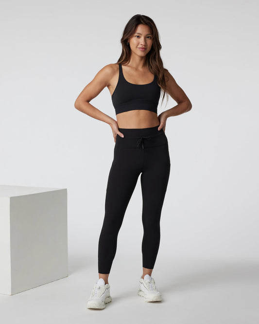 Daily Legging - Short Women's Black Short Leggings | Vuori for sale
