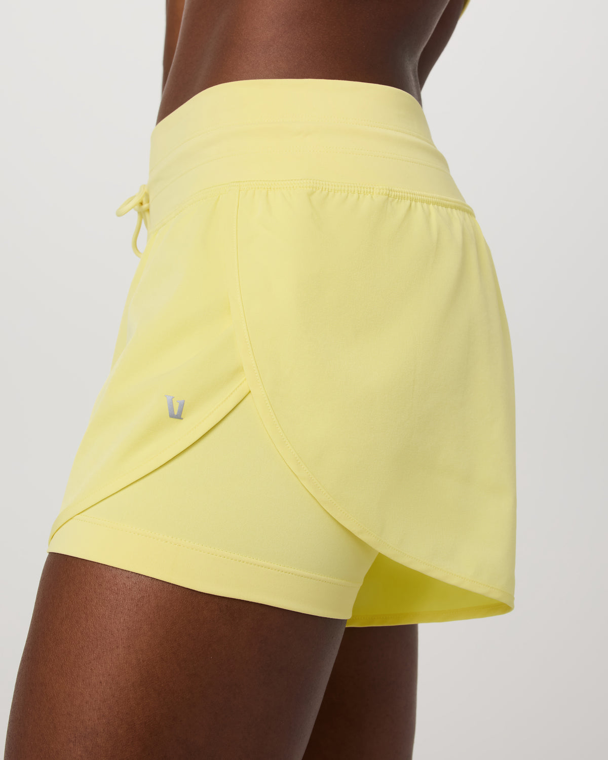 Daily Speed Short 2.5" Women's Sunlight Fitness Shorts | Vuori outlet