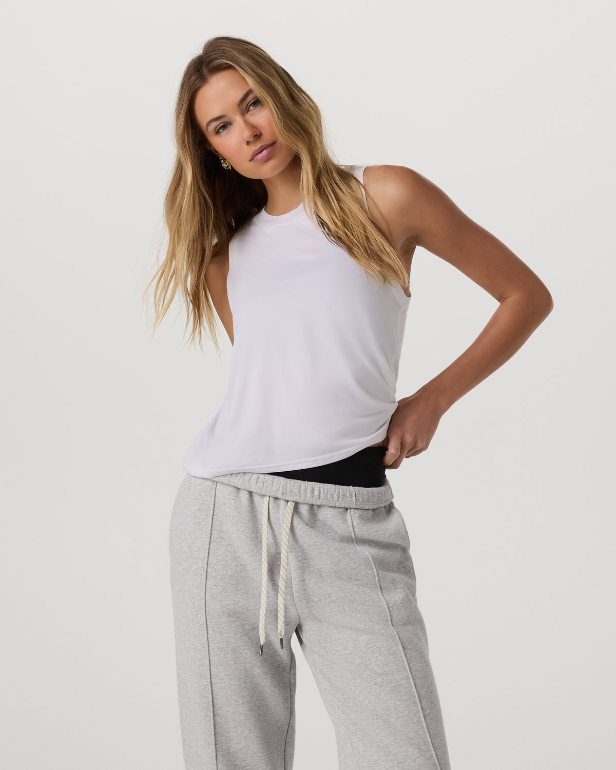 Energy Top Women's White Athletic Tank Top | Vuori for sale