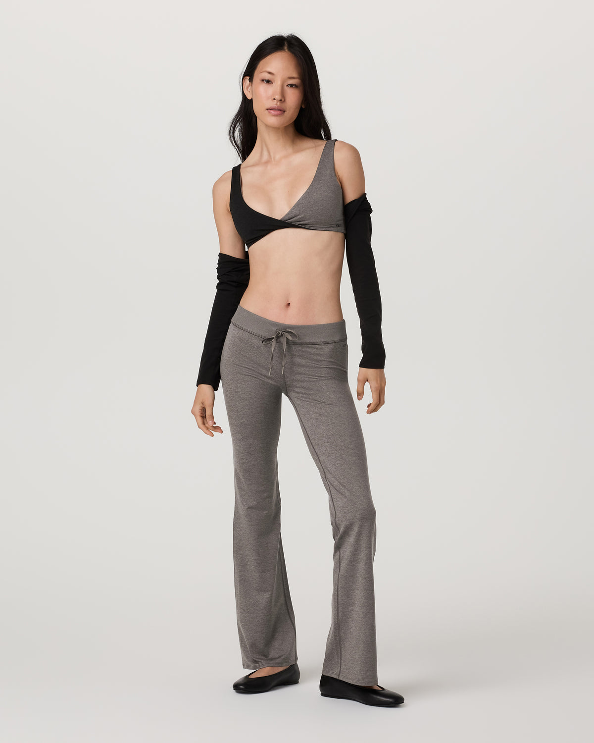 Halo Reversible Bra Women's Chia Heather Sports Bra | Vuori shop