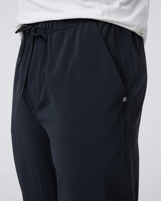Elevate Kore Pant Lined Men's Black Athletic Pants | Vuori shop