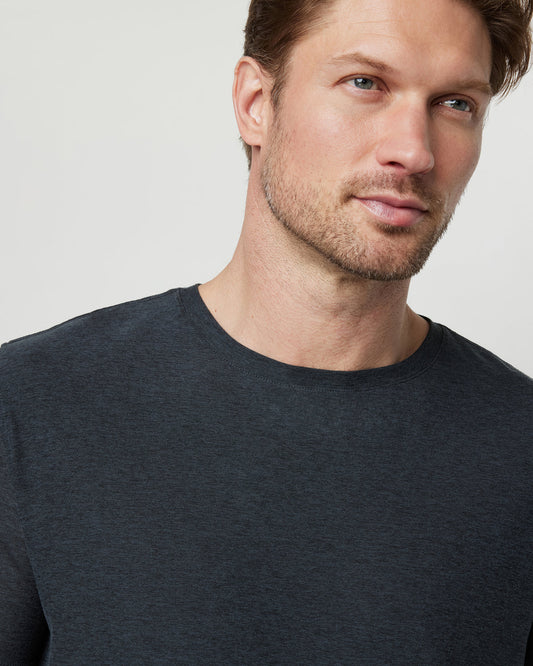 Strato Tech Tee Men's Charcoal Moisture Wicking Shirt | Vuori online