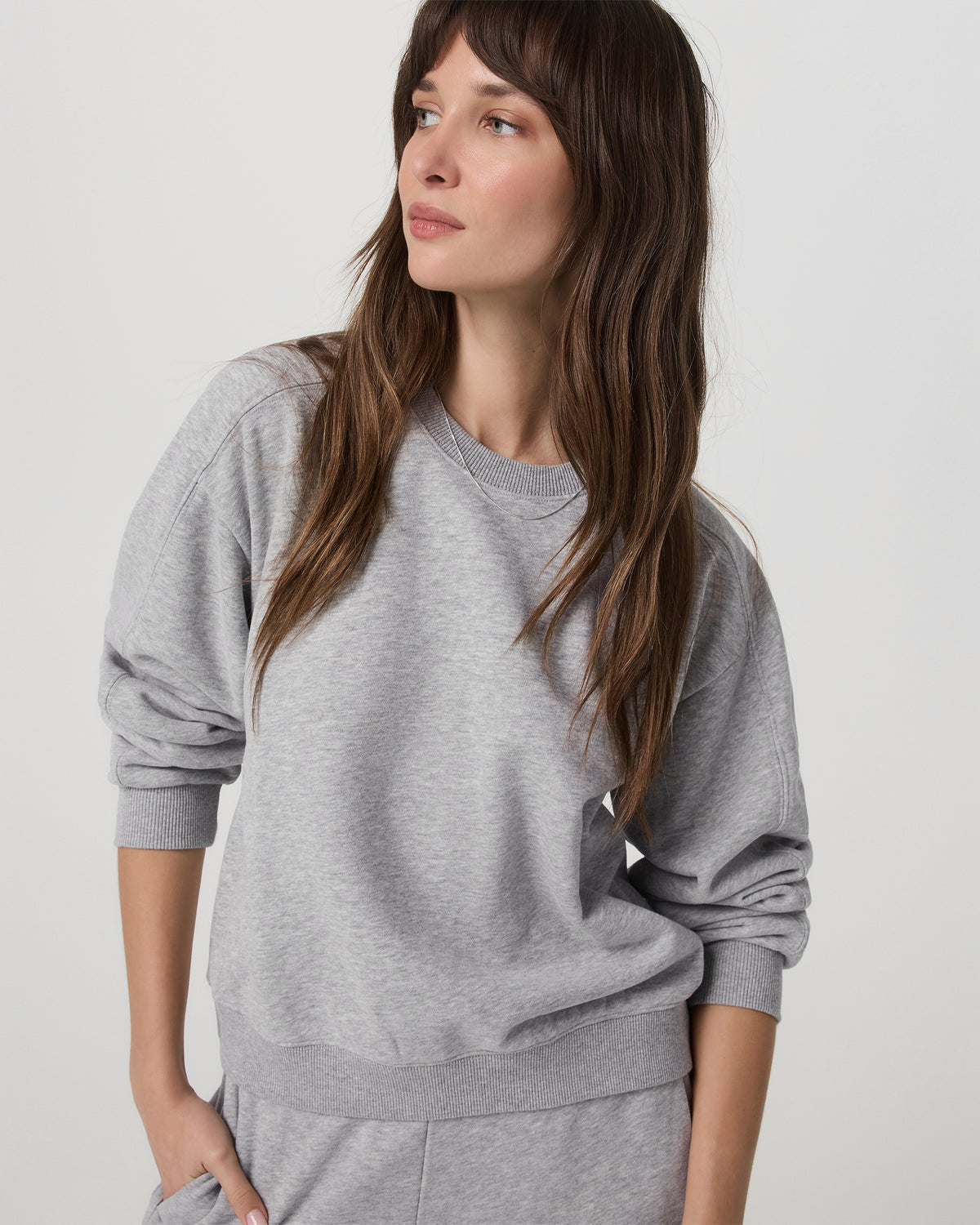 Sedona Seams Crew Women's Light Heather Grey Sweatshirt | Vuori shop