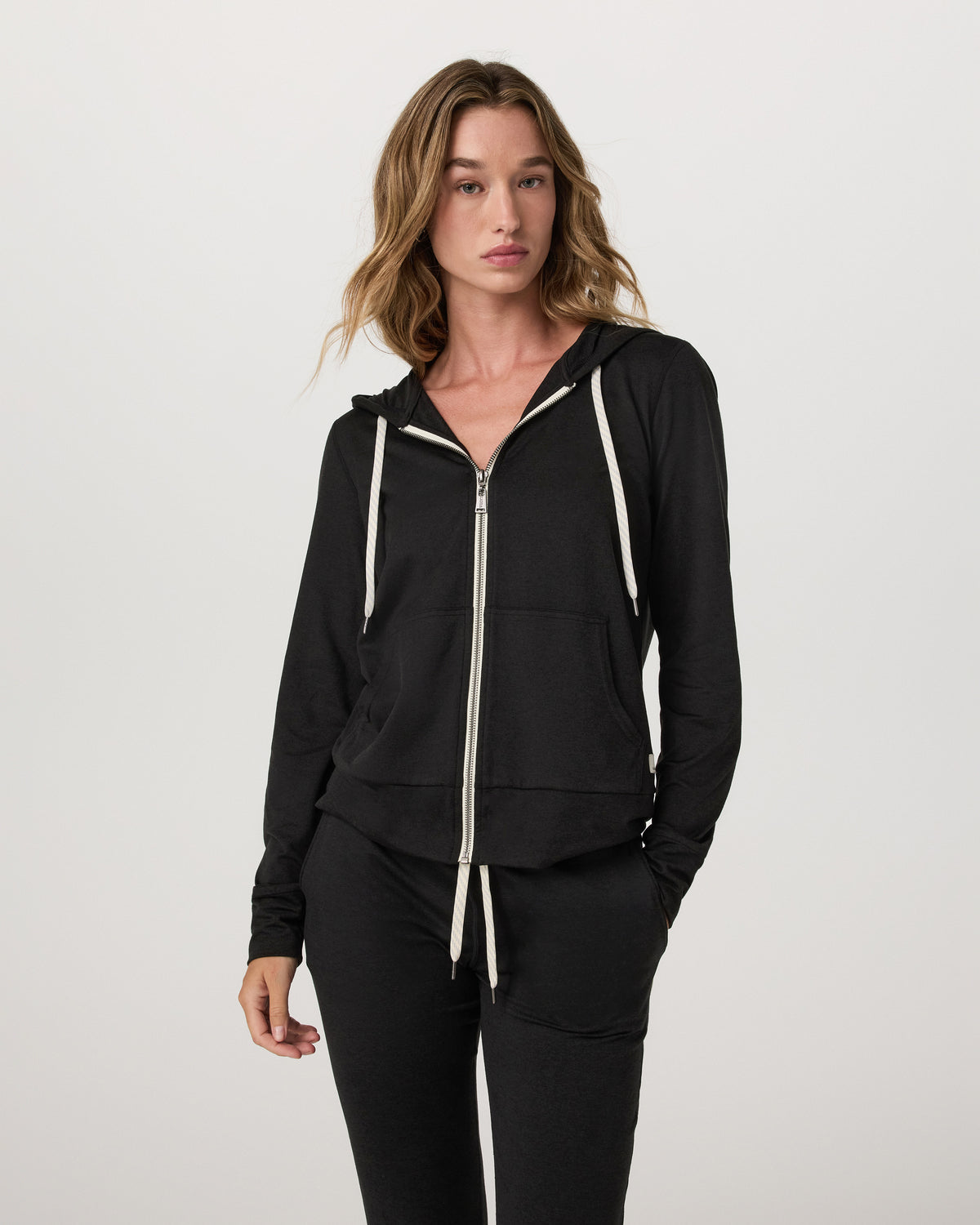Halo Performance Hoodie 2.0 Black Heather Hoodie | Vuori onsale