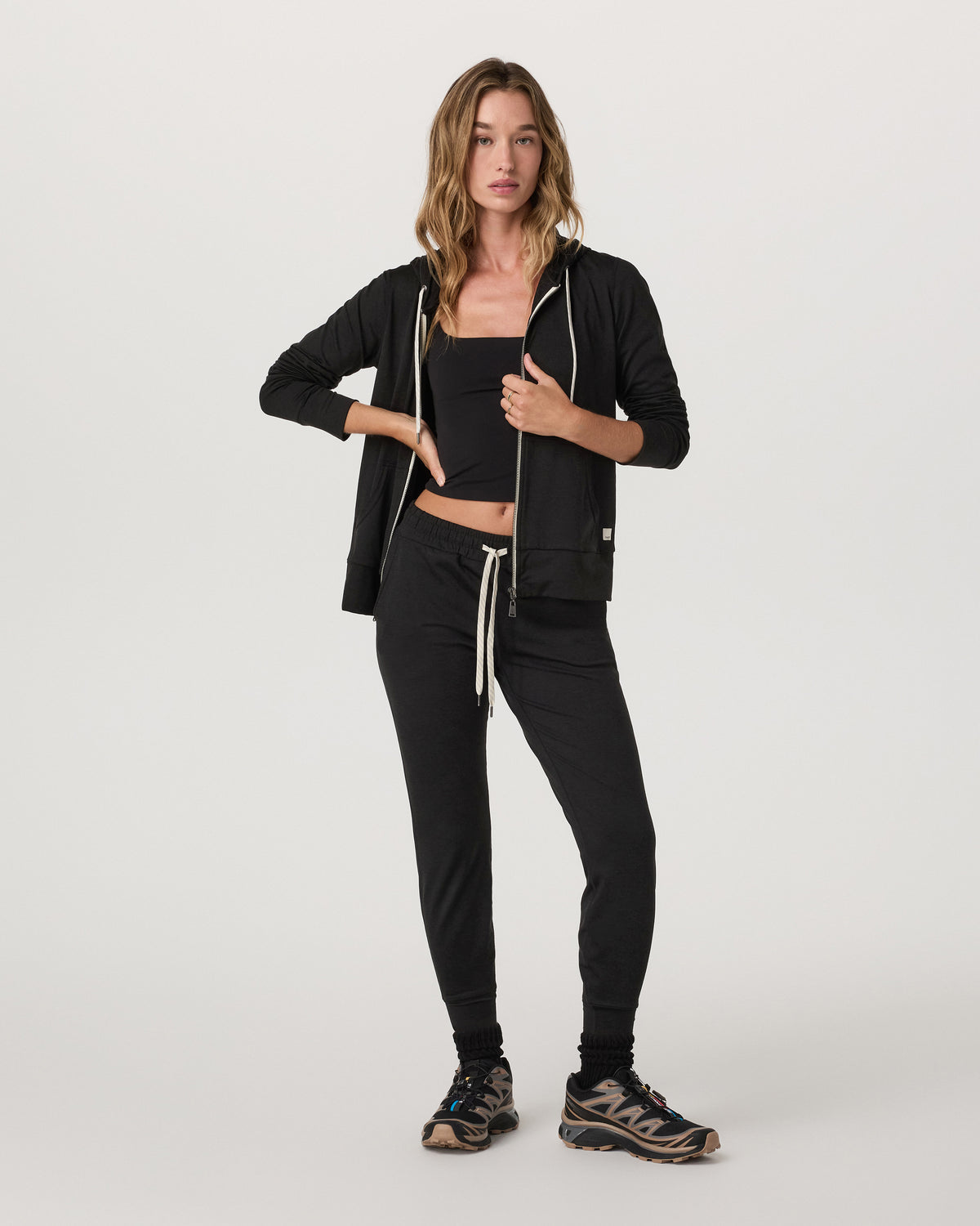 Halo Performance Hoodie 2.0 Black Heather Hoodie | Vuori onsale