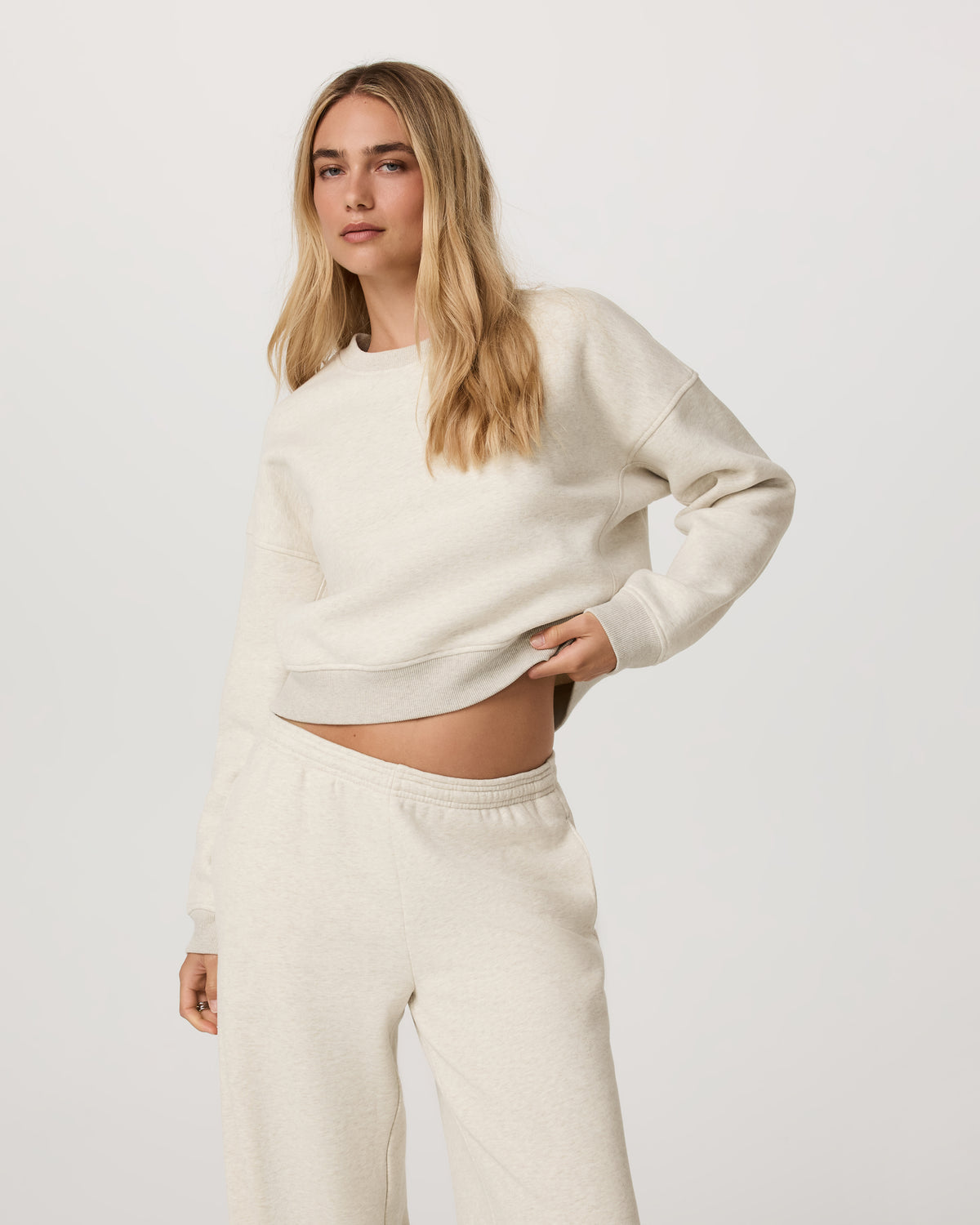 Restore Mini Crew Women's Bone Heather Crewneck | Vuori for sale