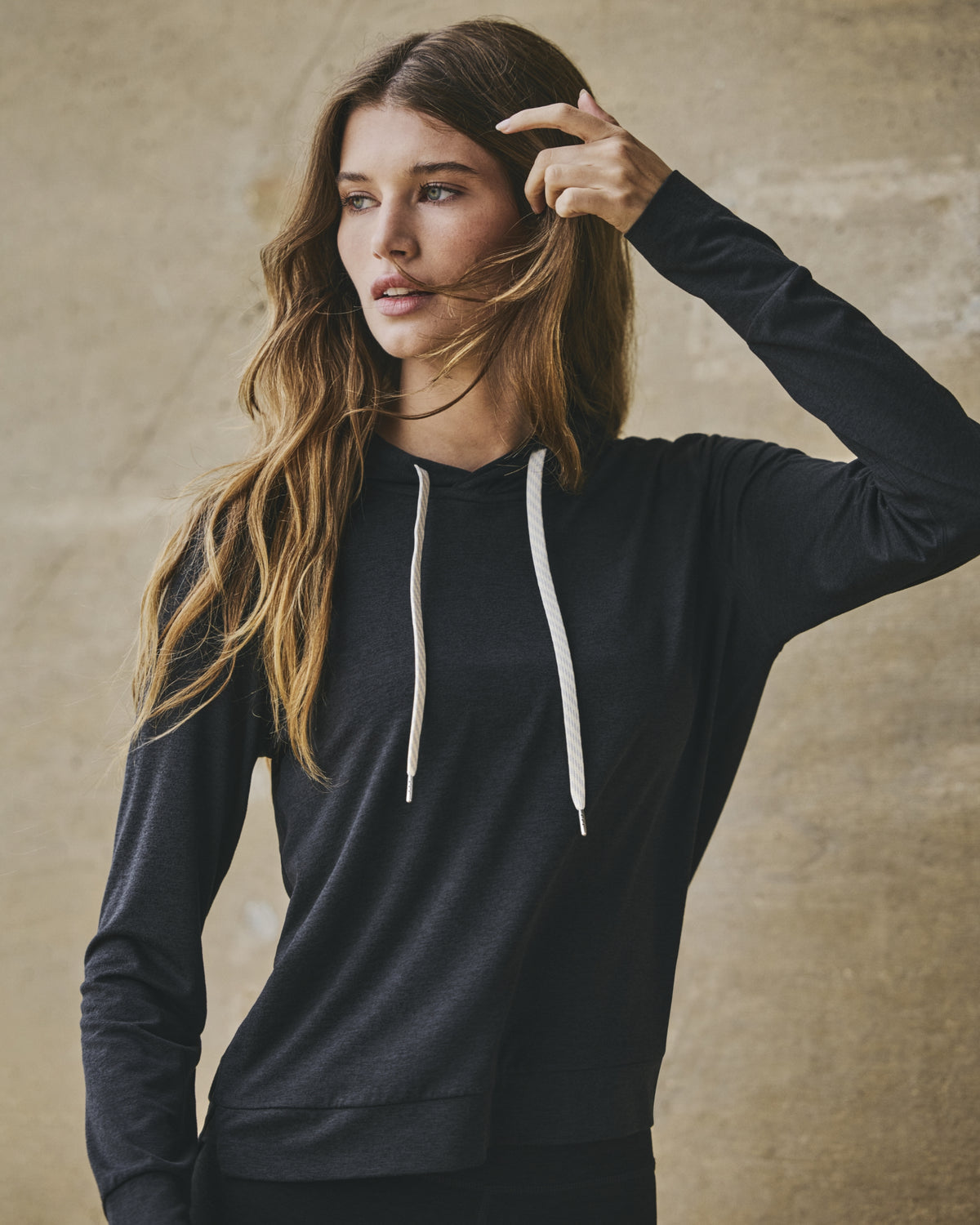 Halo Essential Hoodie Black Heather Sweatshirt | Vuori sale