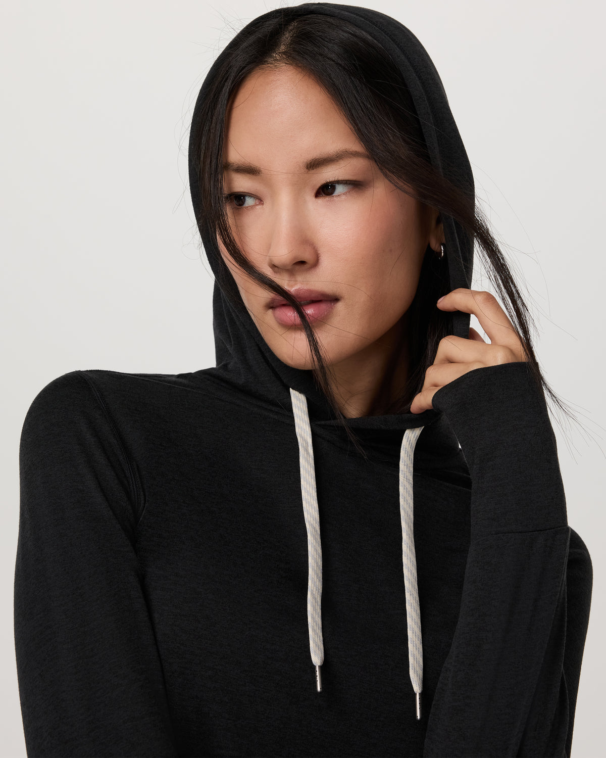 Halo Essential Hoodie Black Heather Sweatshirt | Vuori sale