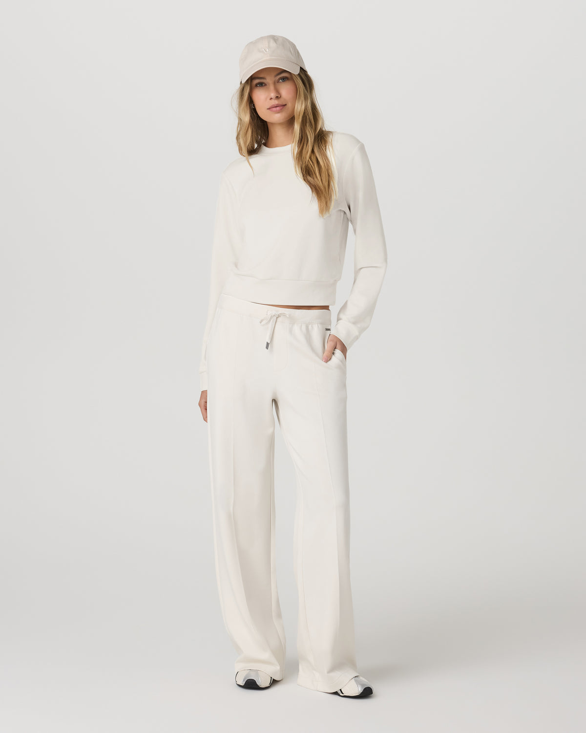 Compose Crew Marshmallow Pullover Fleece Sweatshirt | Vuori discount