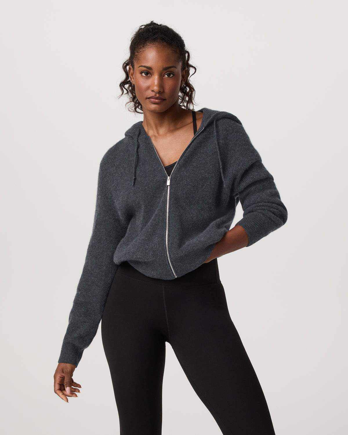Émilie Cashmere Hoodie Women's Charcoal Heather | Vuori discount