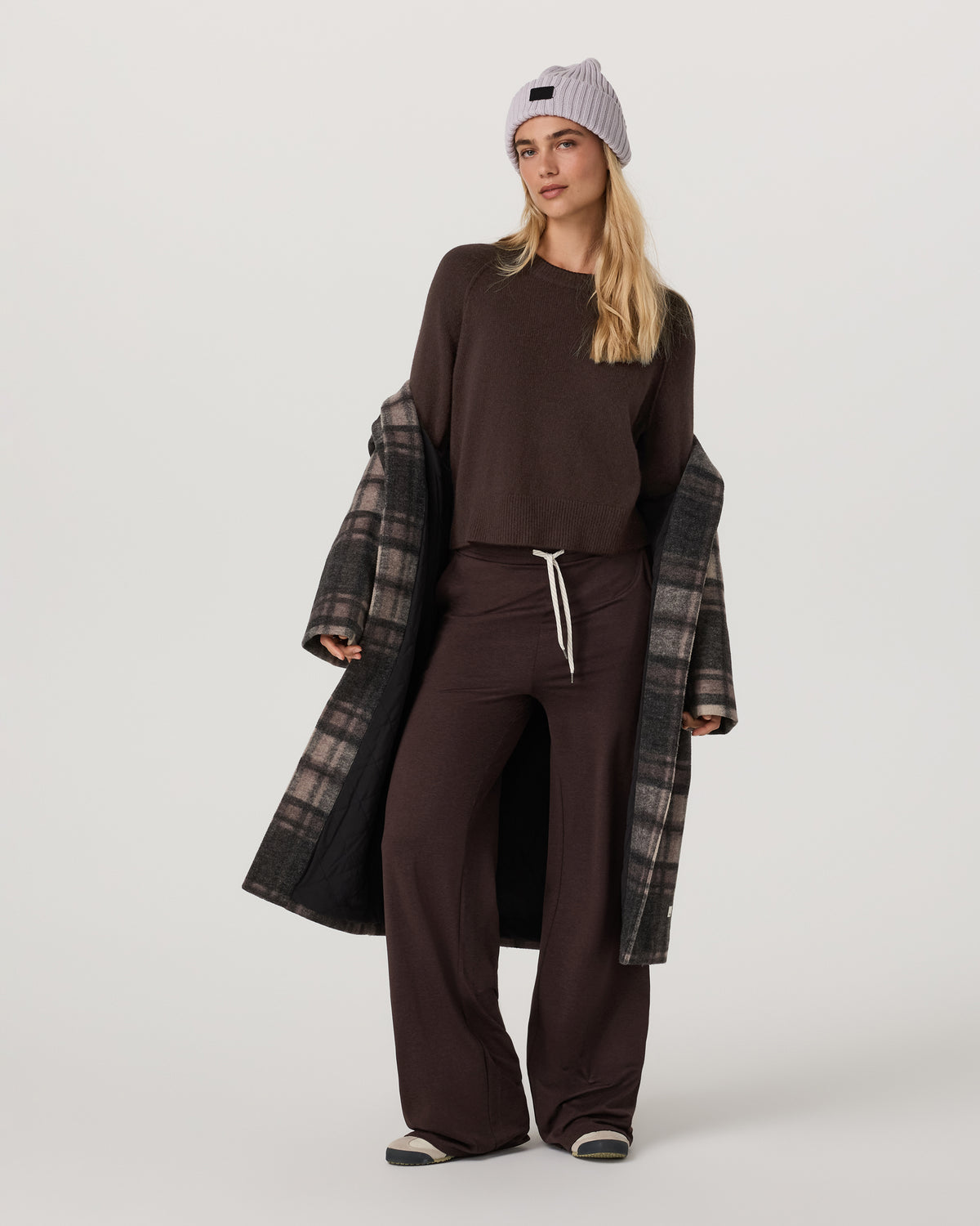 Émilie Cashmere Crew Women's Java Pullover | Vuori for sale
