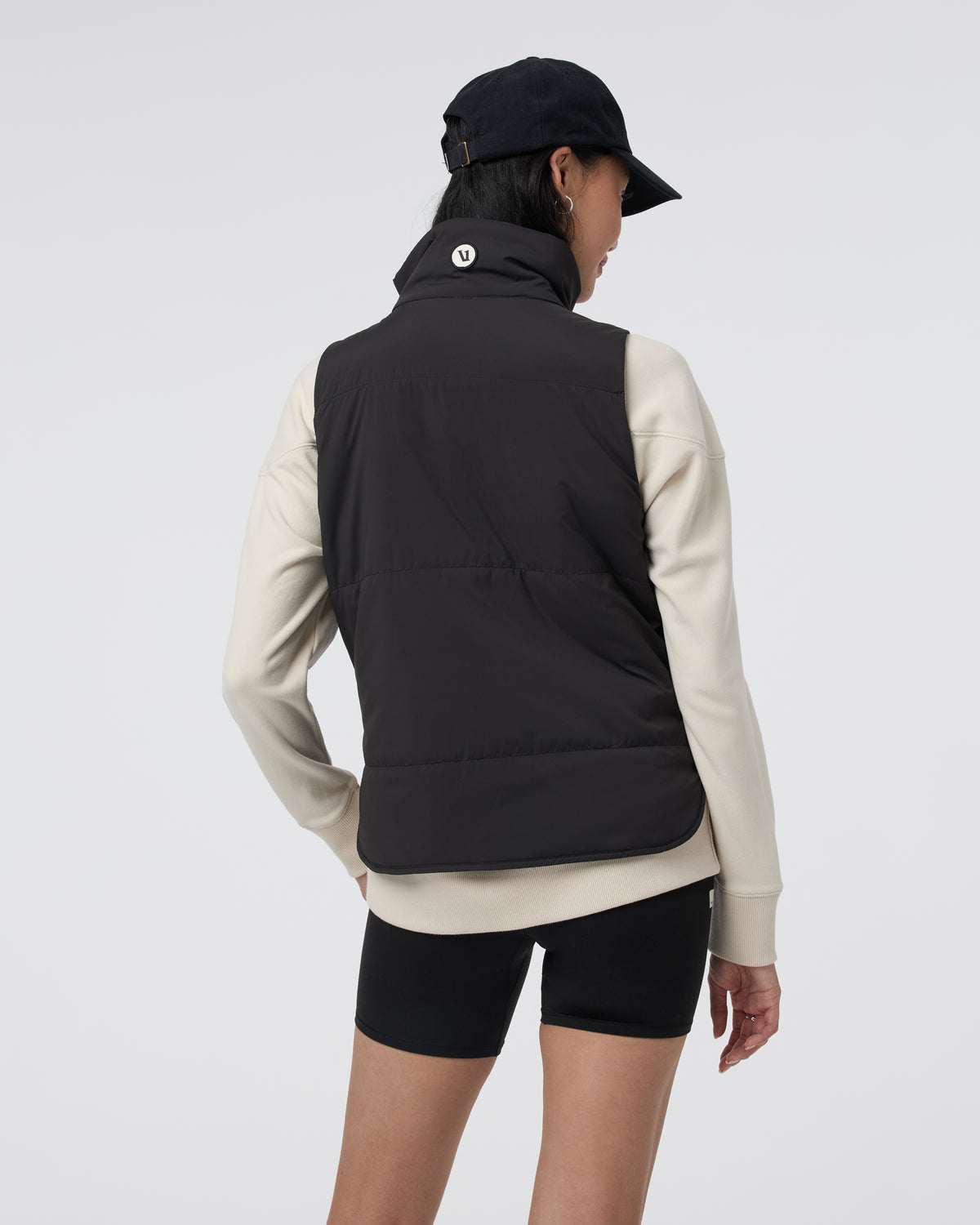 Canyon Insulated Vest Women's Black Vest | Vuori outlet