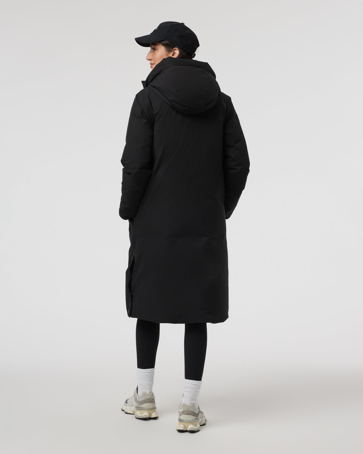 Icelandic Anorak Women's Black Waterproof Jacket | Vuori onsale