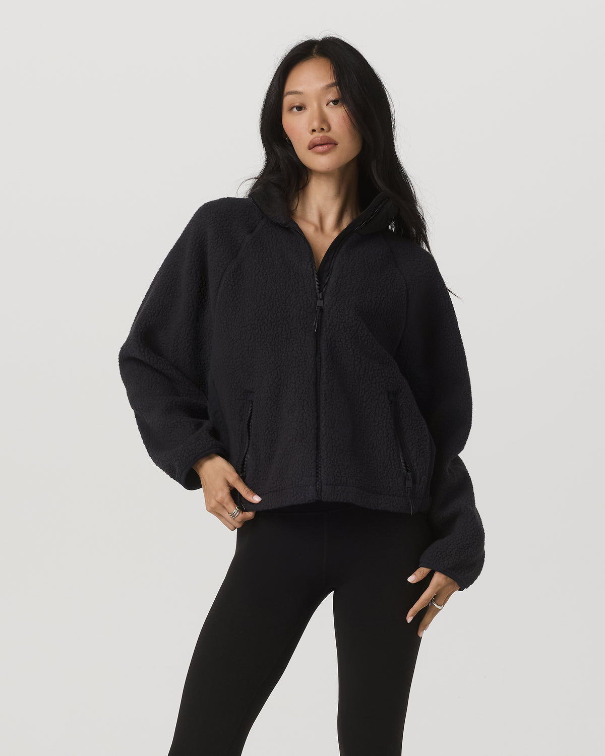 Alpine Jacket Women's Cozy Fleece Jacket in Black| Vuori | Vuori for sale