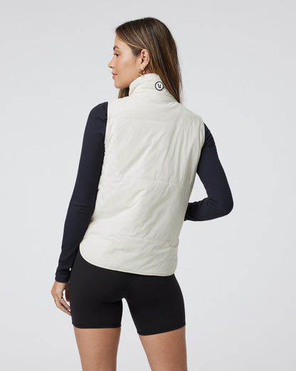 Canyon Insulated Vest Bone Lightweight Vest | Vuori online