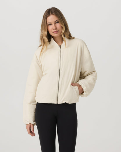 Lund Insulated Jacket Women's Bone Oversized Jacket | Vuori outlet