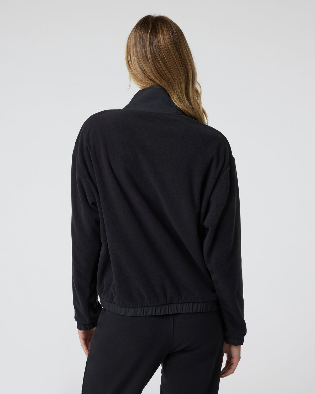 Women's Aspen Half Zip Black Fleece Pullover | Vuori shop