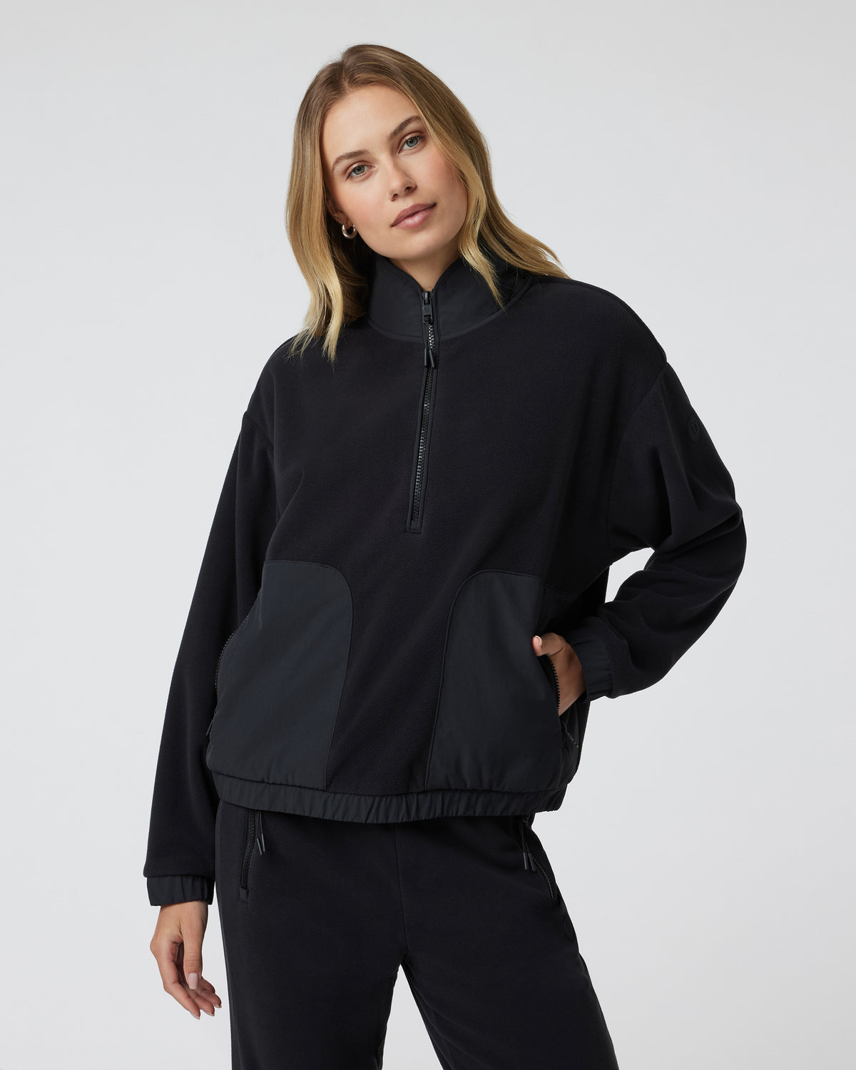 Women's Aspen Half Zip Black Fleece Pullover | Vuori shop