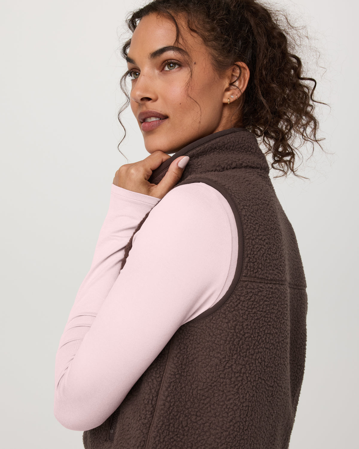 Alpine Vest Women's Java Fleece Vest | Vuori for sale