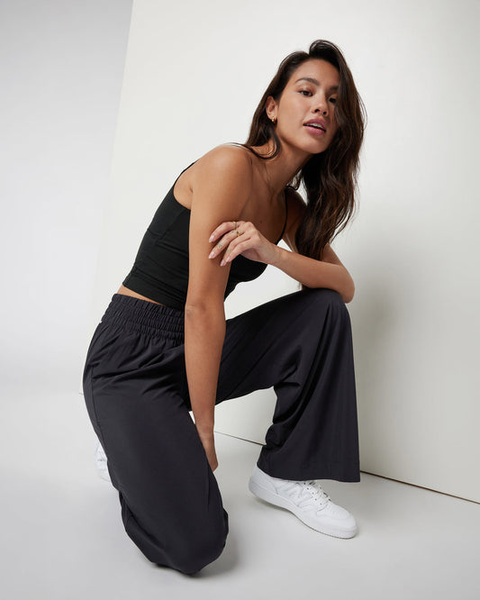 Villa Wideleg - Short Black Wide Leg Pants | Vuori discount