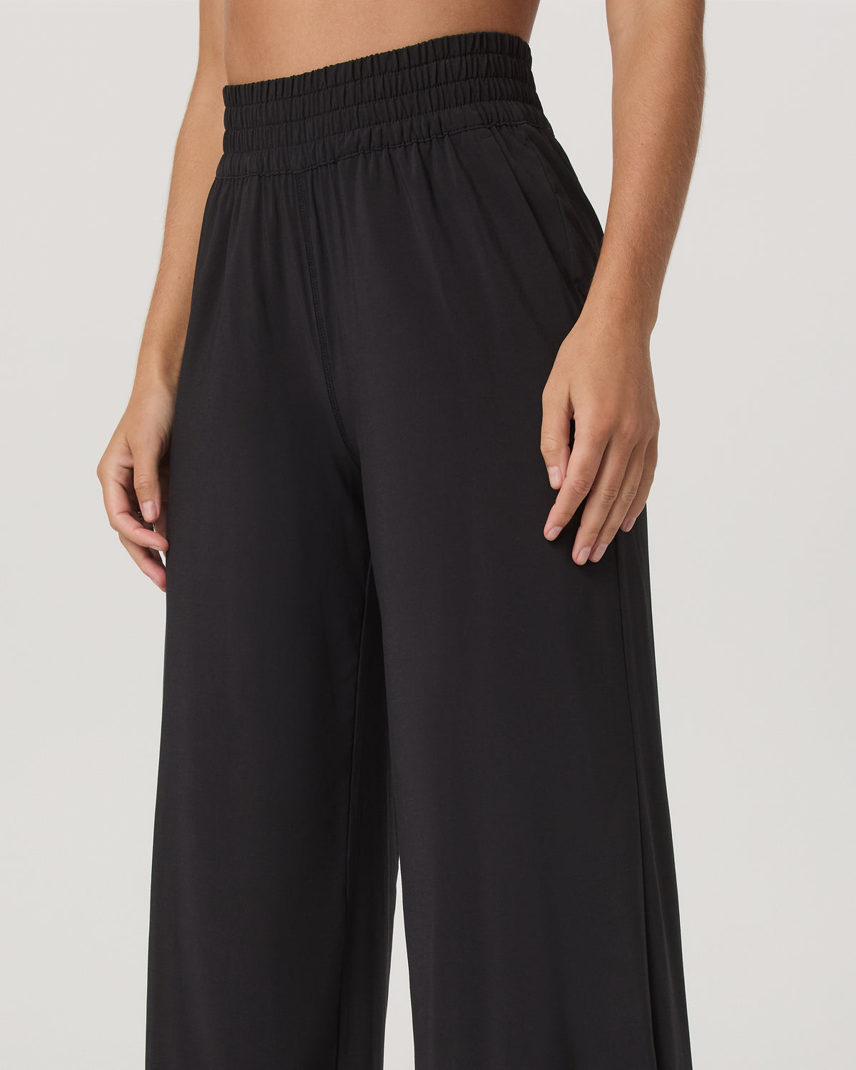 Villa Wideleg Black Lightweight Wide Leg Pants | Vuori shop