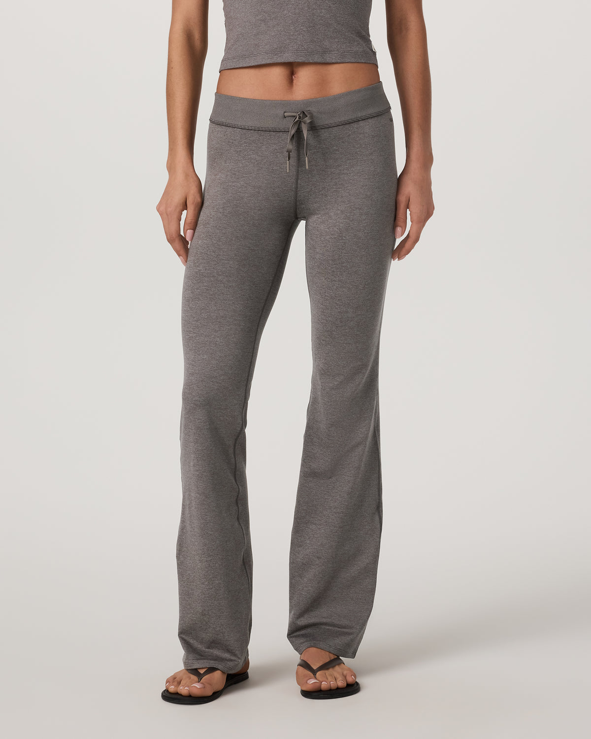 Halo Flare Pant Women's Chia Heather Pants | Vuori onsale