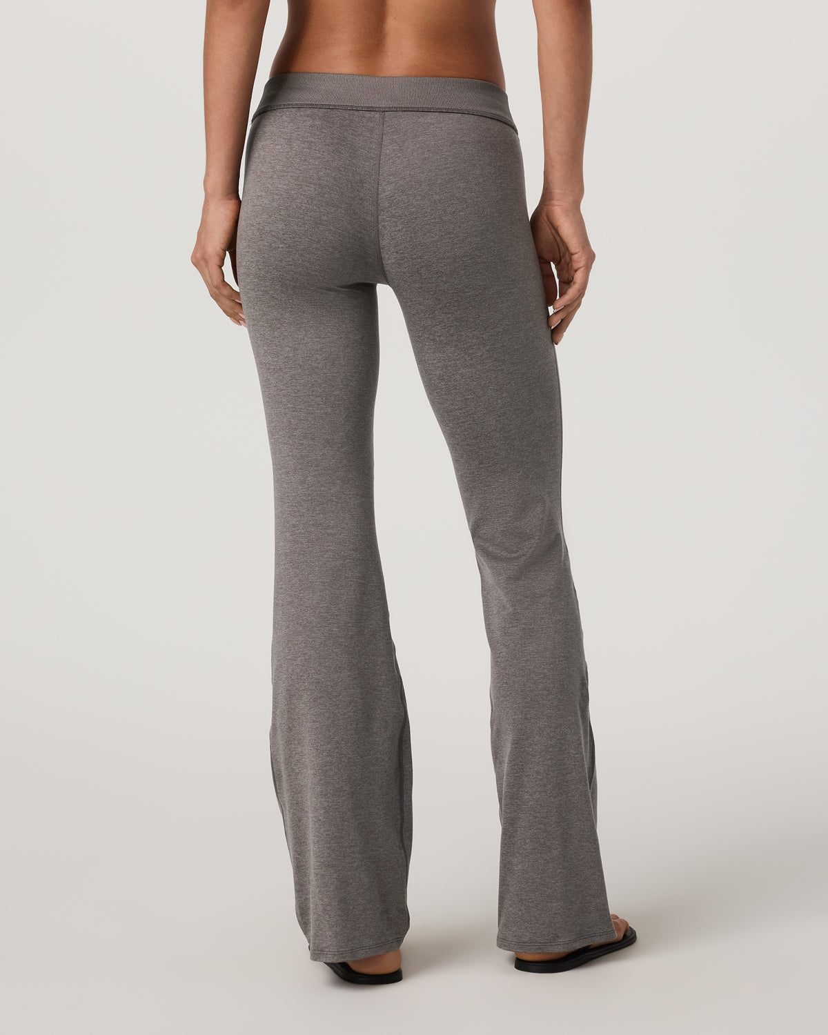 Halo Flare Pant Women's Chia Heather Pants | Vuori onsale