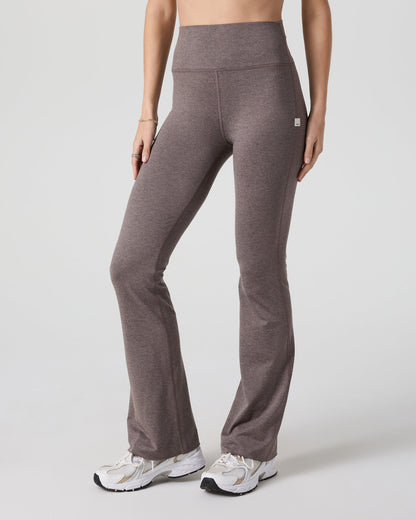 Halo Slim Flare Pant Chia Heather Pants | Vuori shop