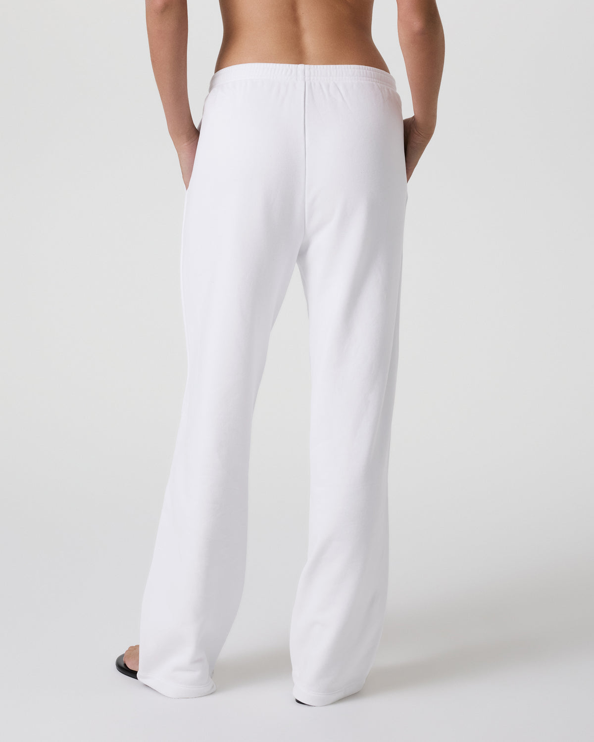 Sedona Straight Leg Sweatpant White | Vuori onsale