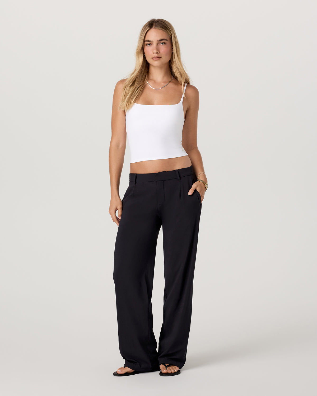 Villa Low Slung Trouser Women's Black Low-Rise Pants | Vuori outlet