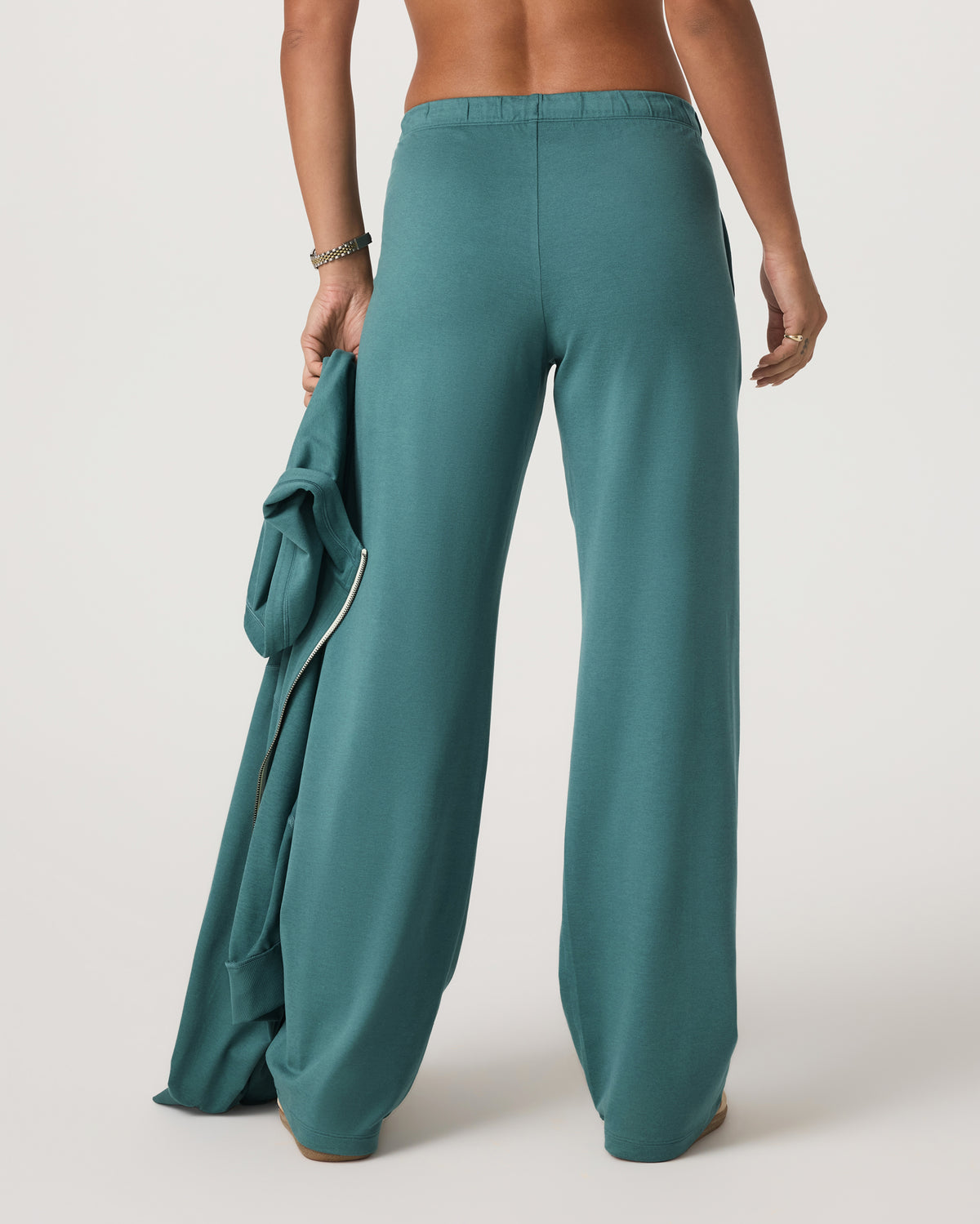 Halo Straight Leg - Long Women's Bluegrass Heather Pant | Vuori onsale