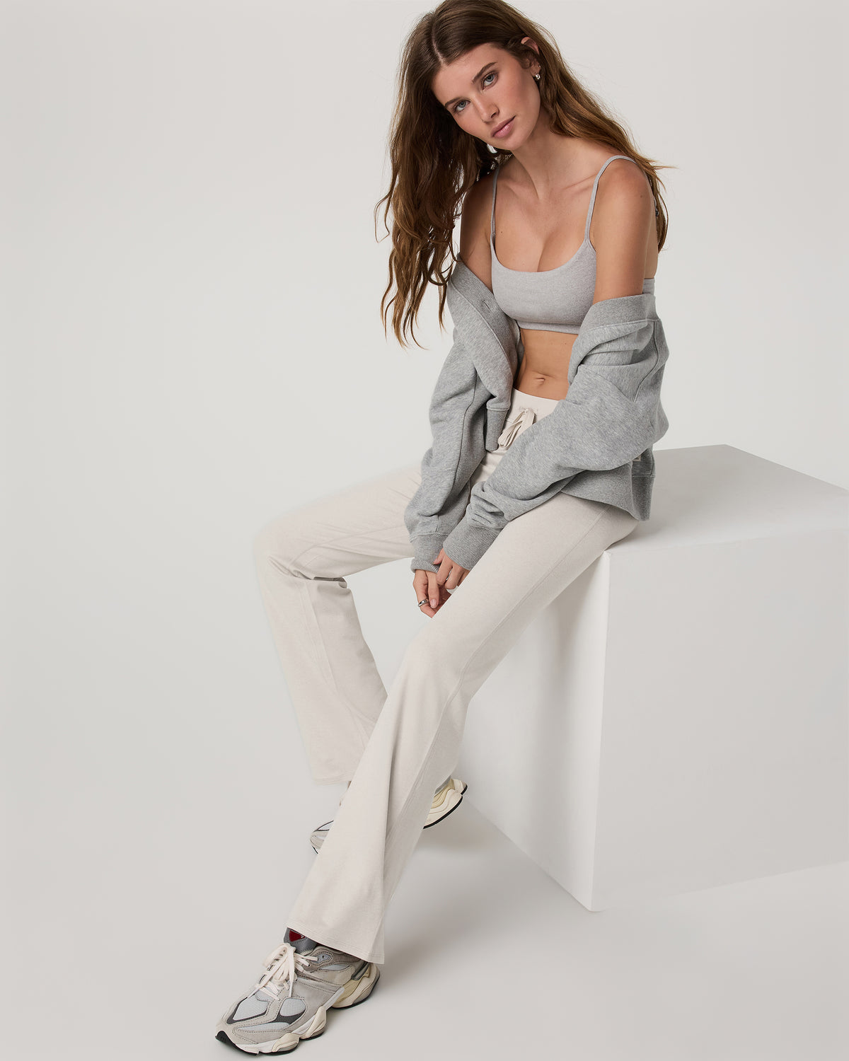 Halo Flare Pant Women's Ecru Heather Pants | Vuori for sale