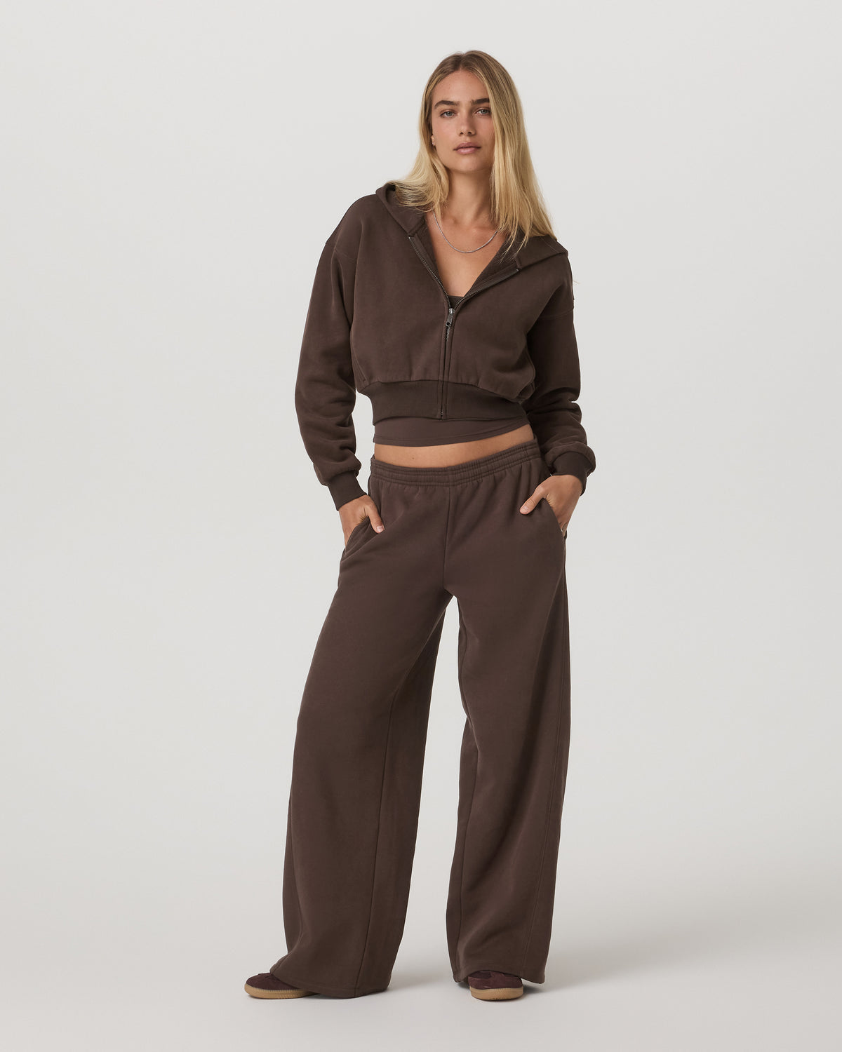 Restore Ultra Wideleg Sweatpant Women's Java Pants | Vuori online
