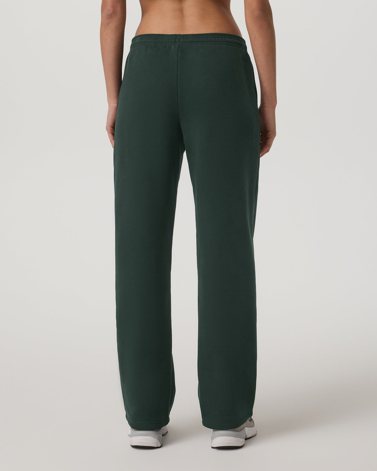 Women's Restore Straight Leg Sweatpant - Long Evergreen | Vuori sale