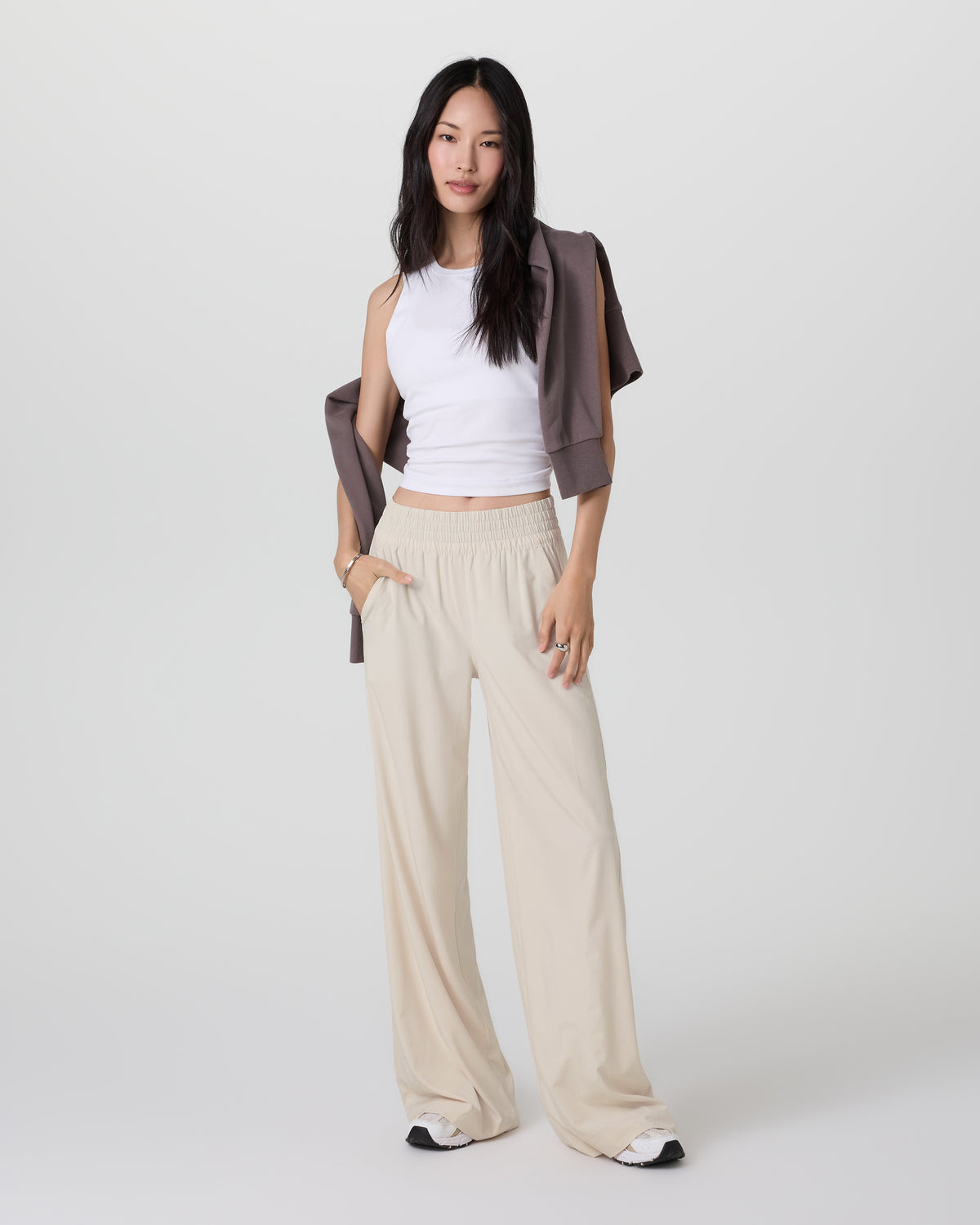 Villa Wideleg Pant - Long Women's Tall Milkweed Pants | Vuori for sale