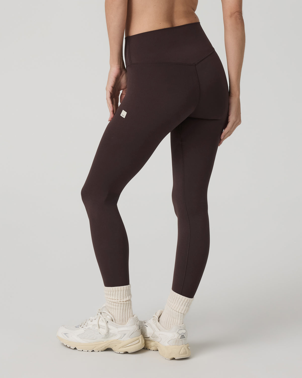 Vuori AllTheForm™ Legging - Short Women's French Roast Leggings | Vuori shop