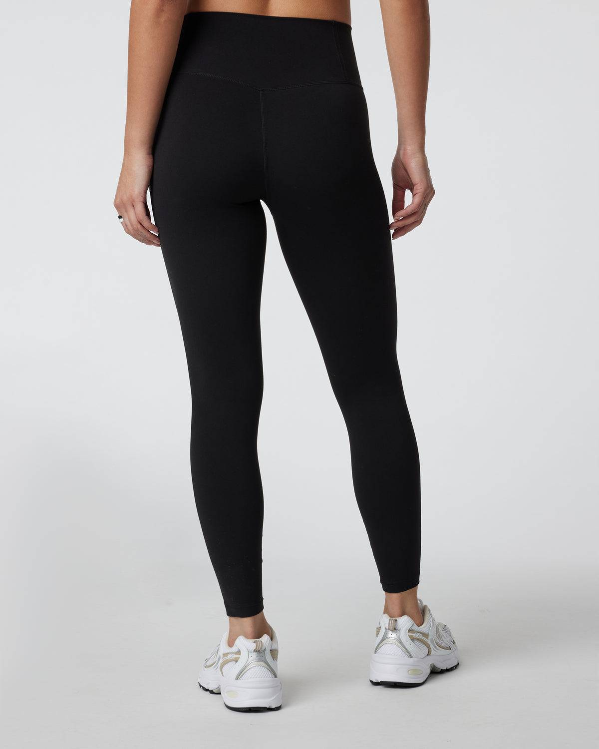 Vuori AllTheFeels™ Legging - Short Black | Vuori discount