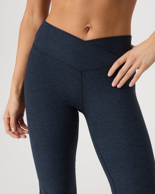 Elevation Rhythm Flare Midnight Heather | Vuori shop