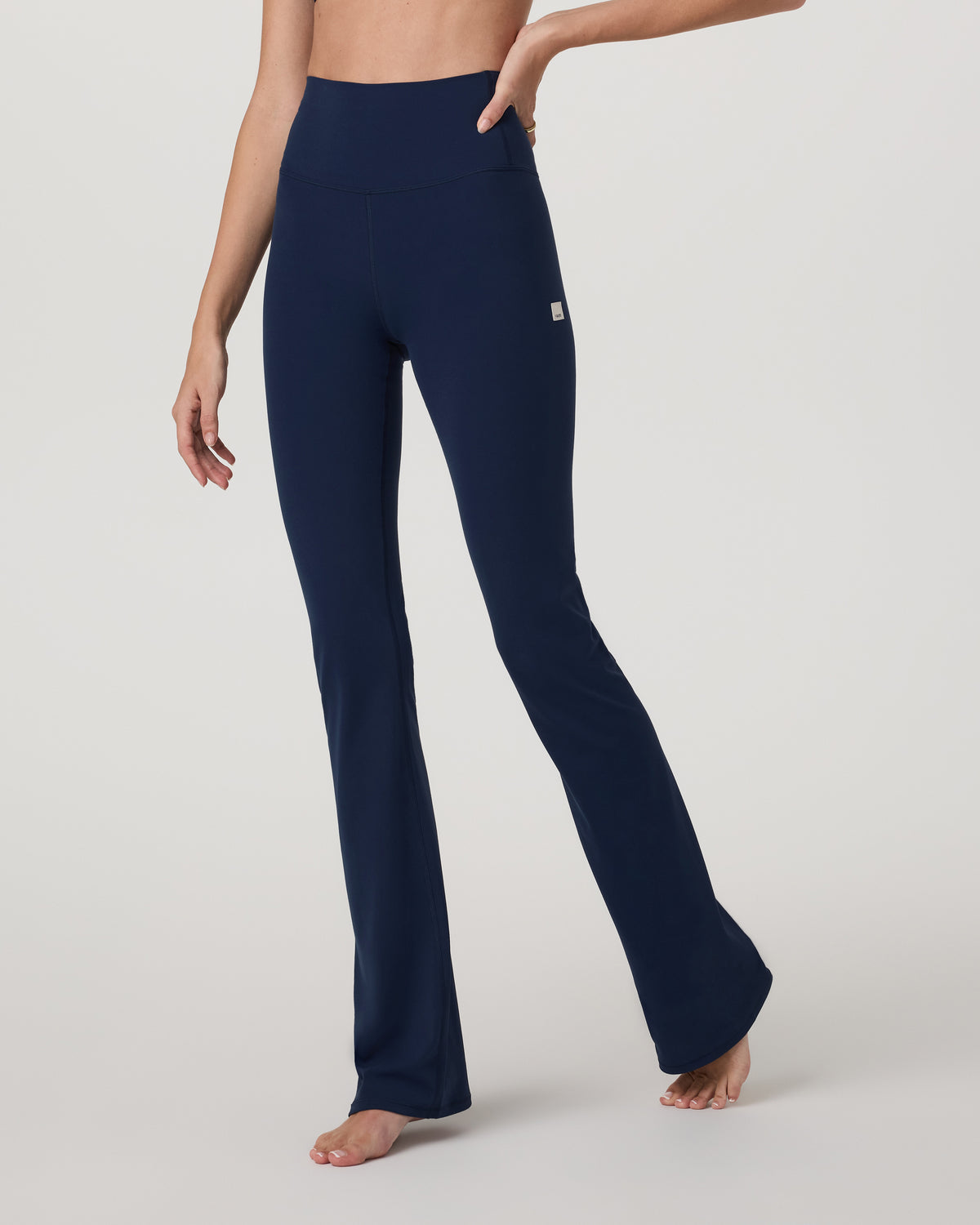 Vuori AllTheFeels™ Slim Flare Blue Coast Leggings | Vuori onsale