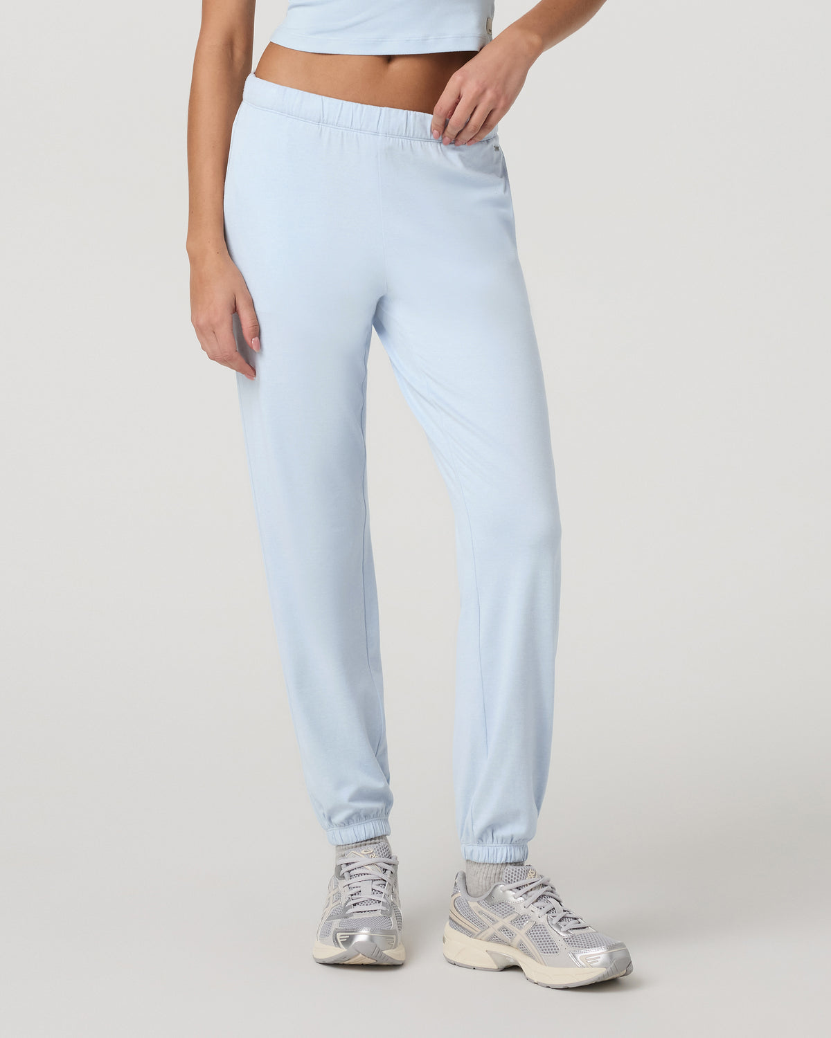 Women's Halo Modern Sweatpant Soft Sky Heather | Vuori onsale