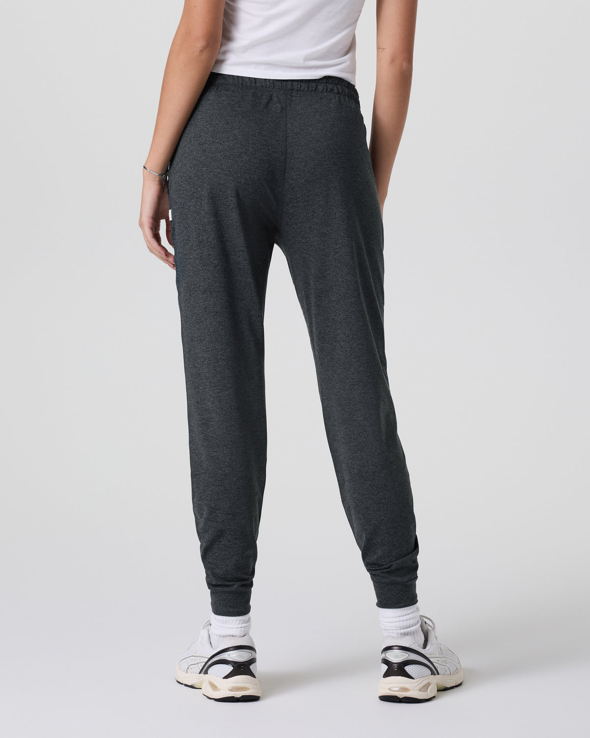 Performance Jogger - Long Charcoal Grey Sweatpants | Vuori discount