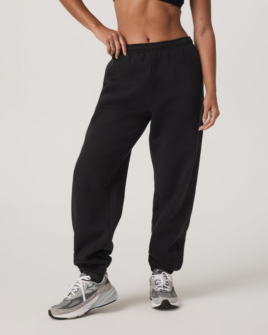Restore Classic Sweatpant Women's Washed Black Pants | Vuori outlet