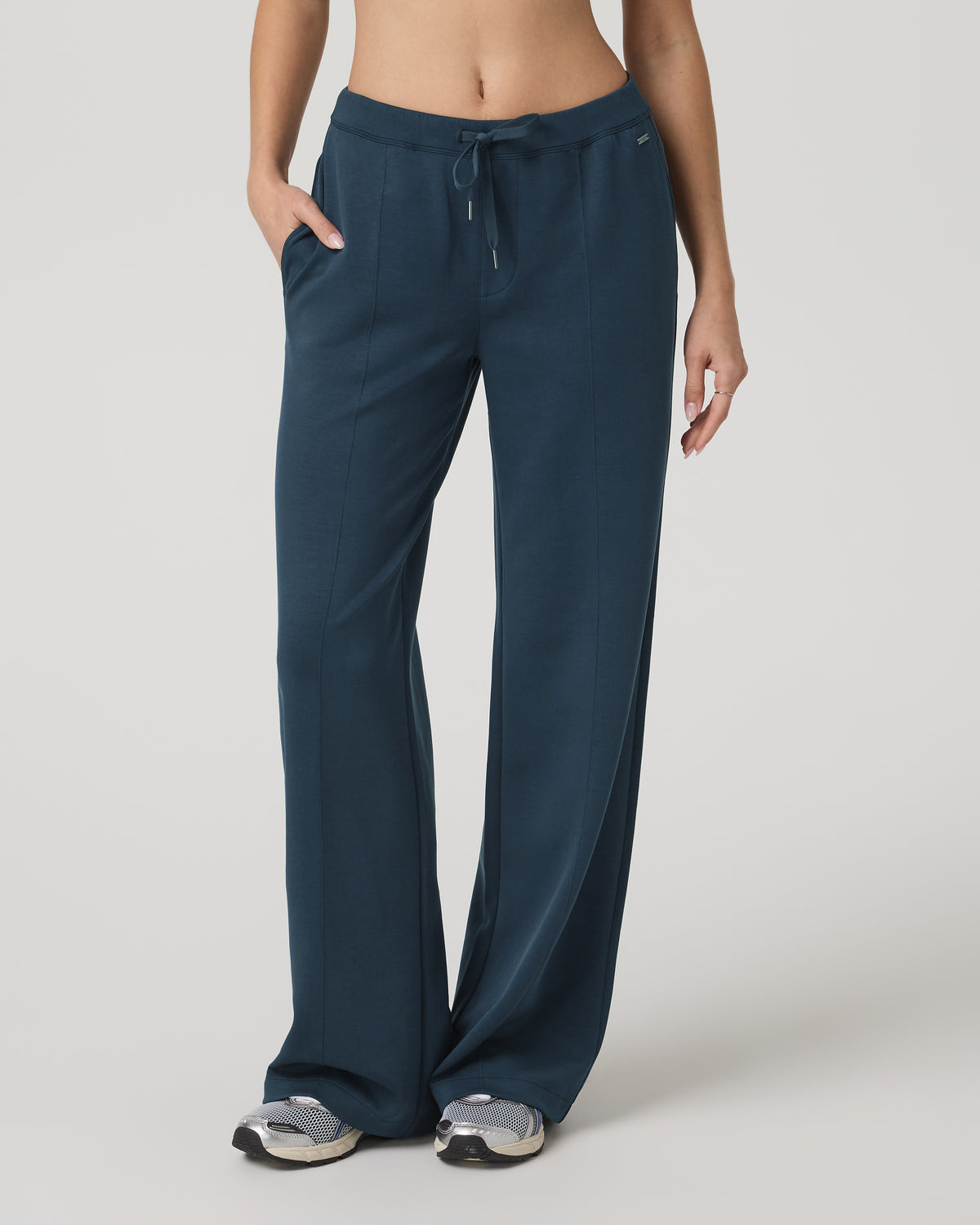 Compose Wideleg Pant Women's Ocean Blue Relaxed Pants | Vuori sale