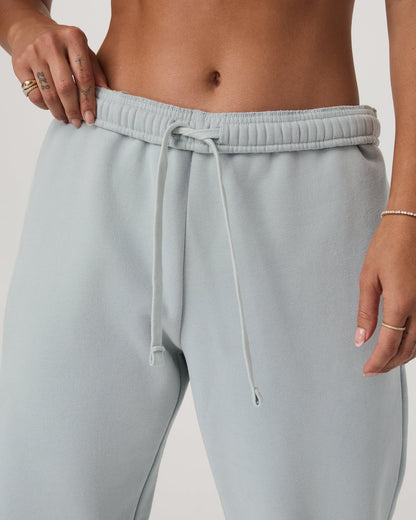 Restore Classic Sweatpant Women's Blue Haze Pants | Vuori shop
