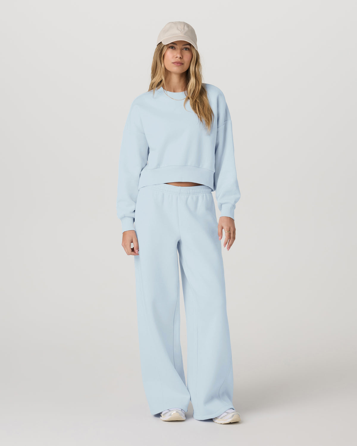 Restore Ultra Wideleg Sweatpant Soft Sky | Vuori discount