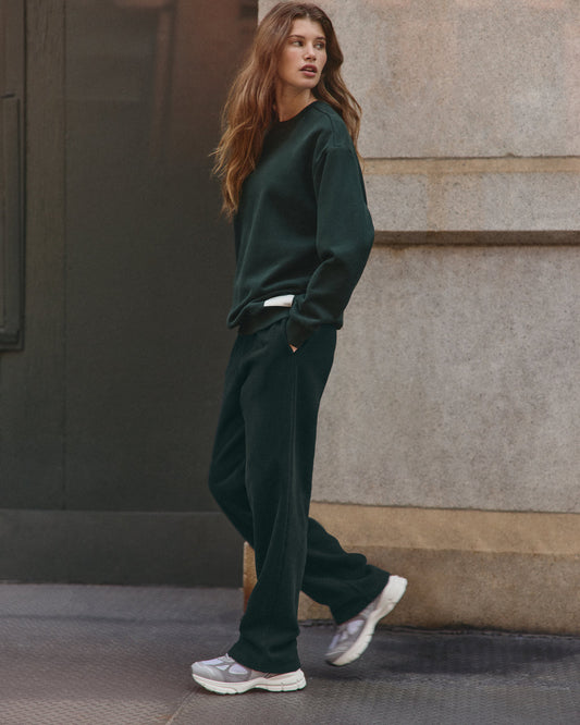 Restore Straight Leg Sweatpant Women's Evergreen Pants | Vuori outlet