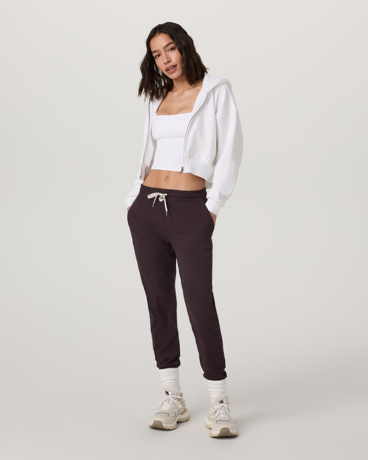Performance Jogger - Long Women's Raisin Joggers | Vuori onsale