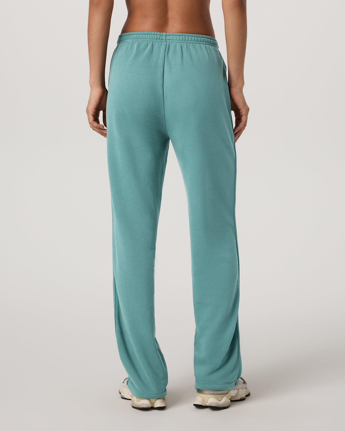 Women's Sedona Straight Leg Sweatpant - Short Bluegrass | Vuori for sale