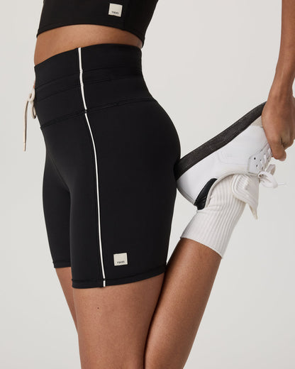 Daily Piped Short 5" Women's Black Shorts | Vuori for sale
